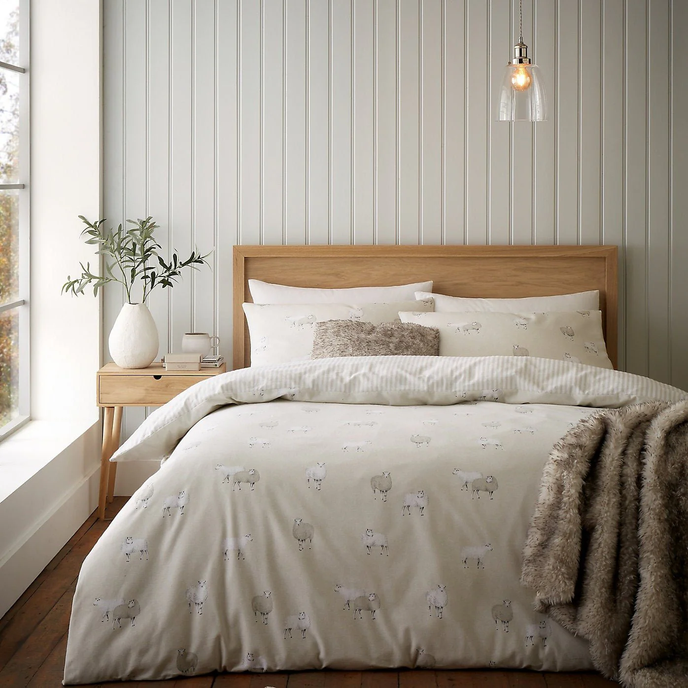 Catherine Lansfield Brushed Cotton Sheep Reversible Duvet Cover Set - Double