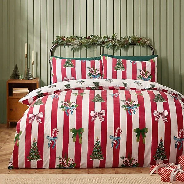 Catherine Lansfield Christmas Stripe Reversible Duvet Cover Set – Double