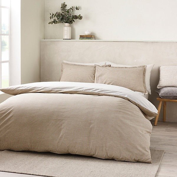 Catherine Lansfield Oxford Pinstripe Reversible Duvet Cover Set – Natural (Super King) - Image 2
