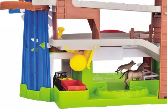 Farm Adventure Playset - Image 4