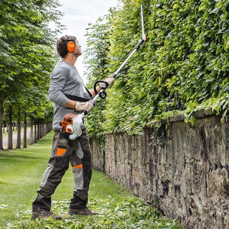 Stihl HL94 C-E Petrol Long-reach Hedge Trimmer - Image 3
