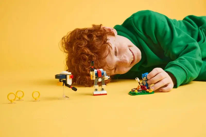 Lego 77001 Sonic's Campfire Clash - Image 2