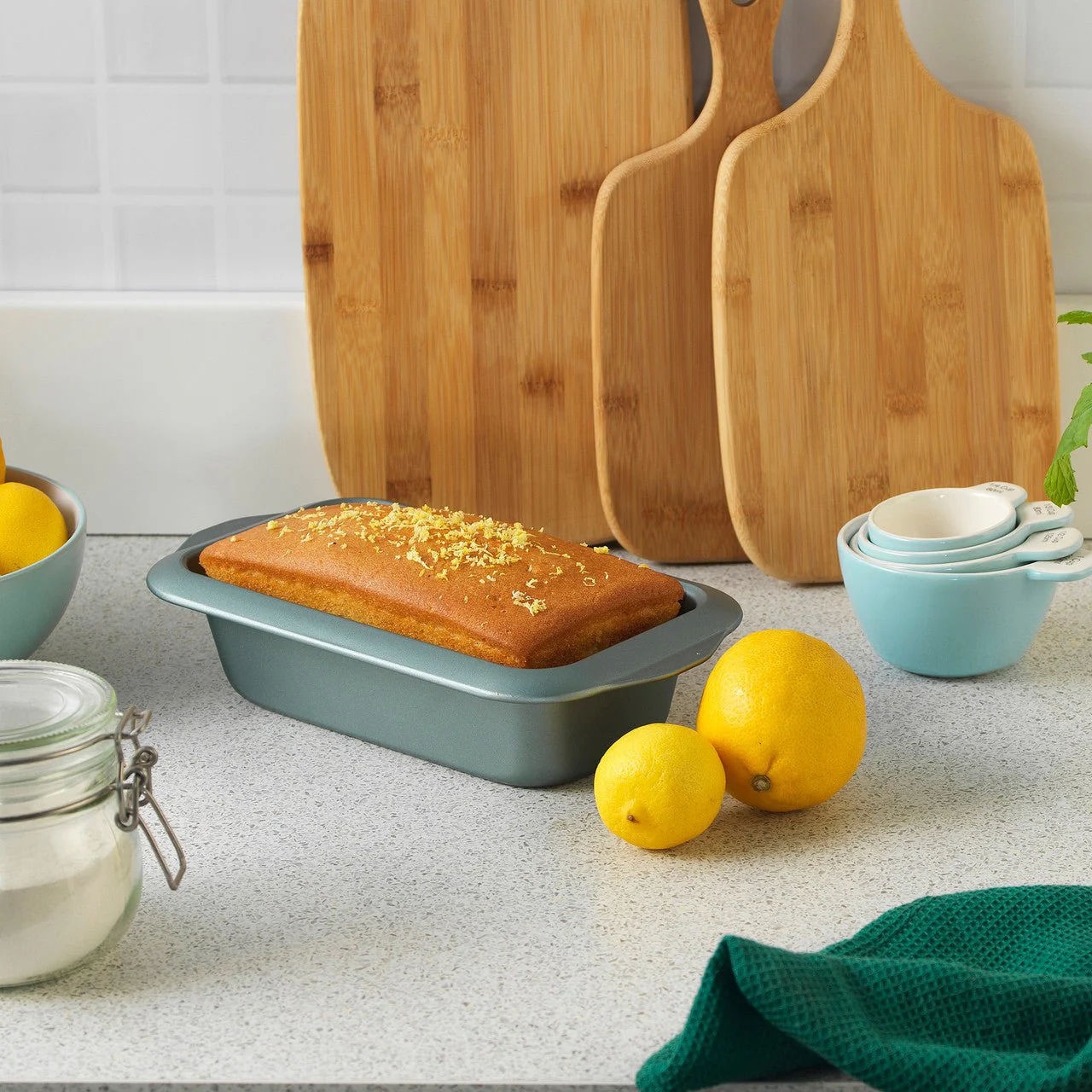 Progress Shimmer Green 28cm Non Stick Loaf Tin - Image 2