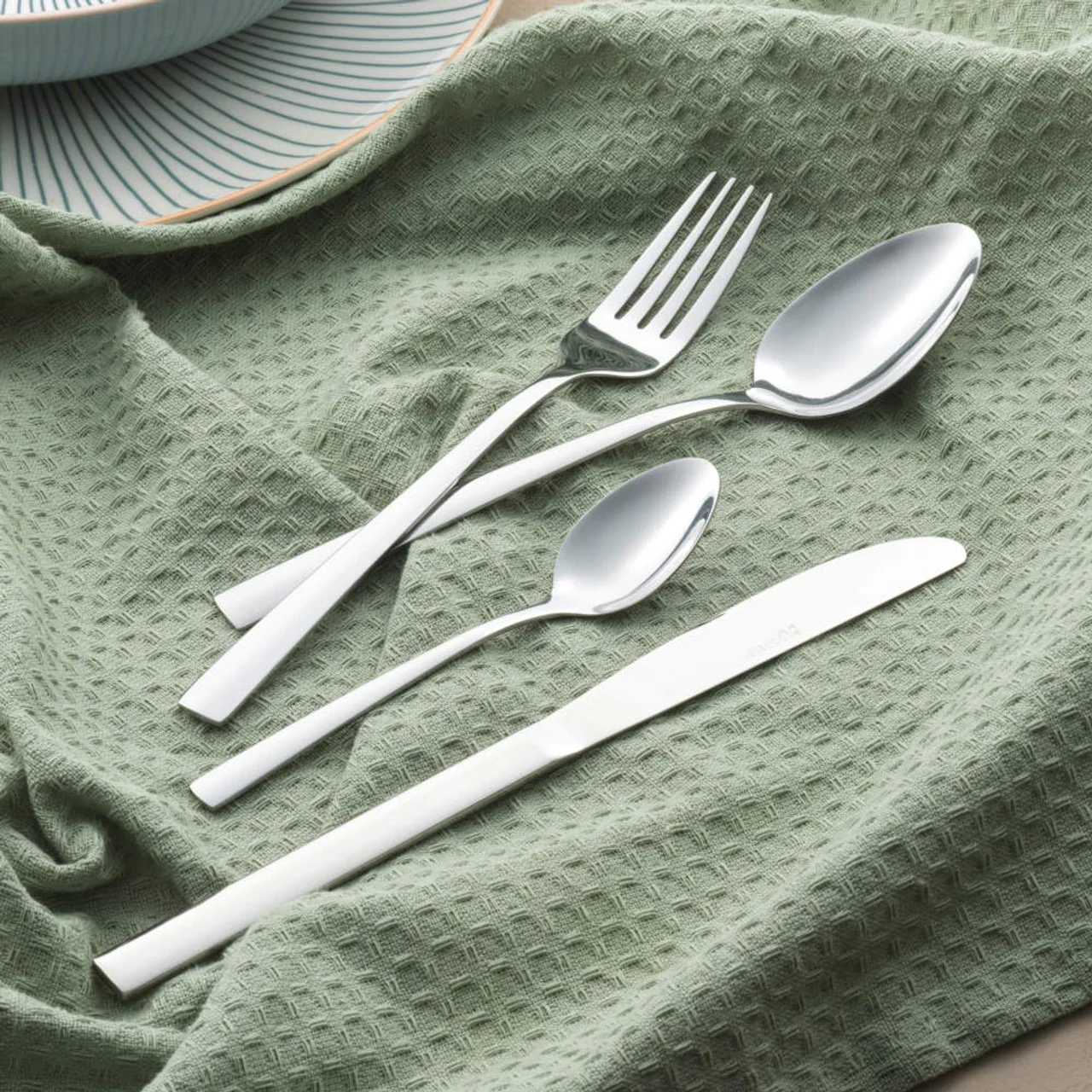 Progress Washington 16-Piece Cutlery Set
