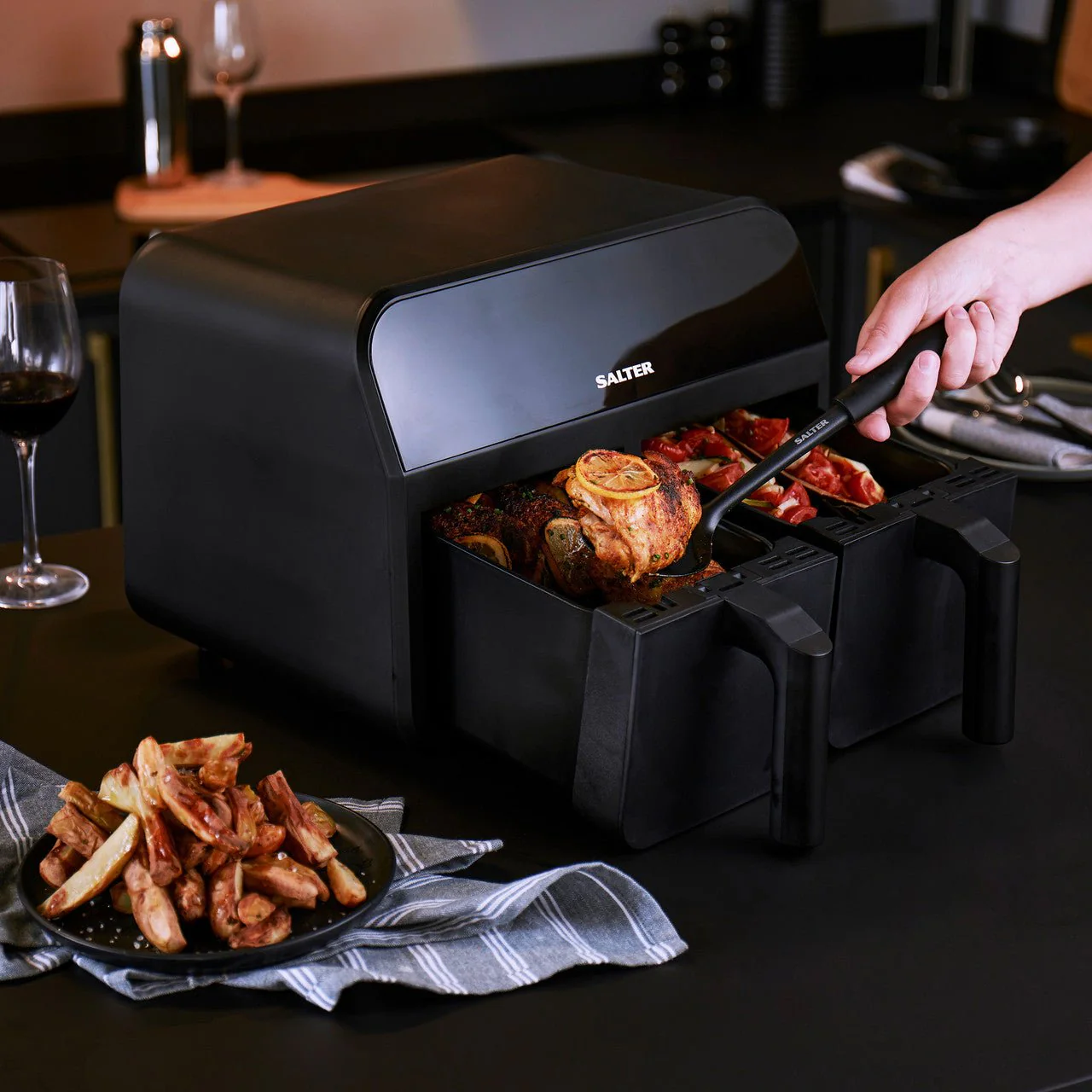 Salter 7.4L Dual Air Fryer BLACK EK4750BLK - Image 4