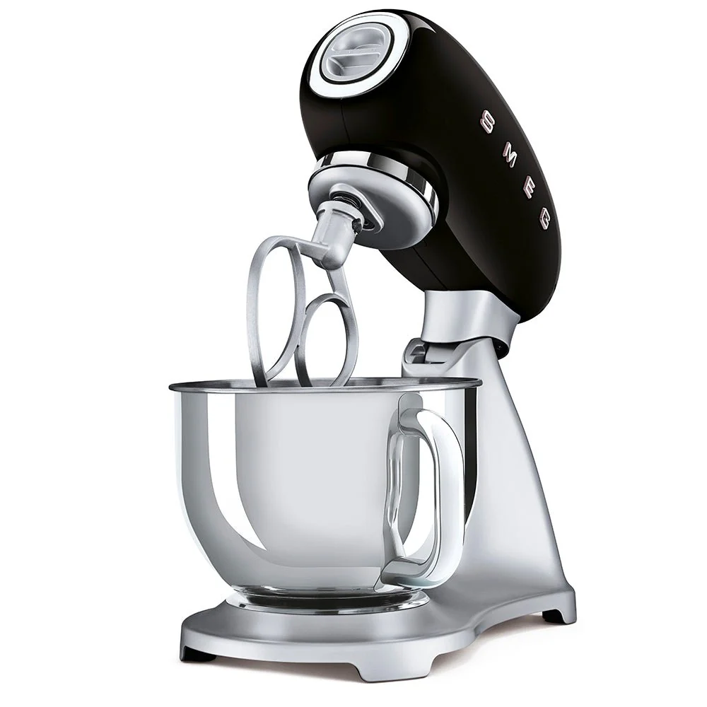 Smeg 50’s Style Stand Mixer Black - Image 2