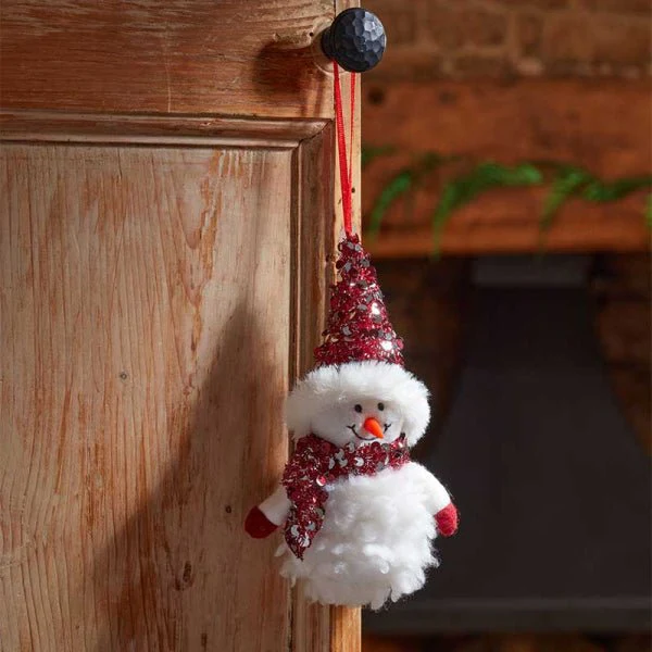 SnowGirl Pendant 18 x 10cm