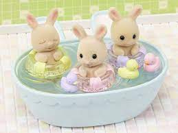 Sylvanians Triplets Baby Bathtime Set - Image 2