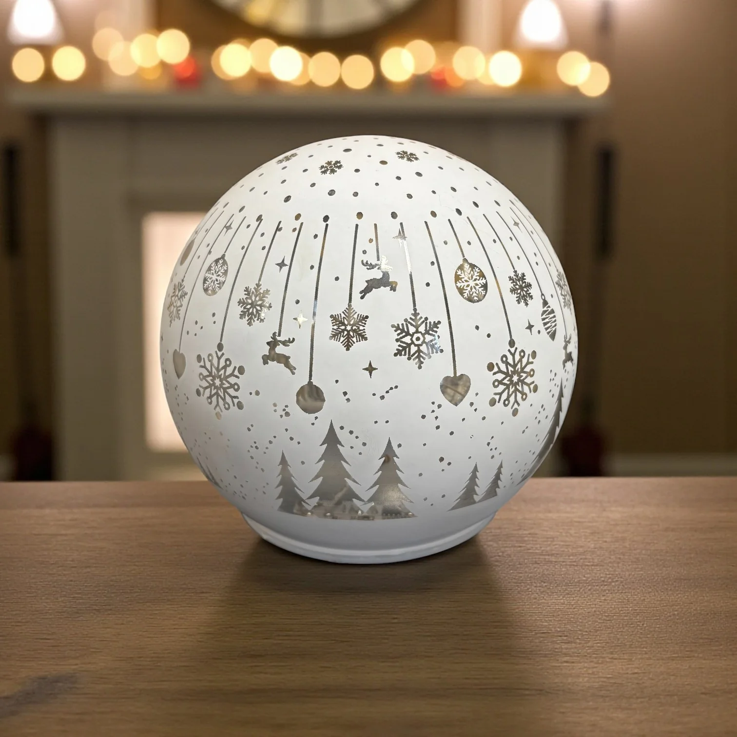 WonderGlobe 11cm Diameter - White
